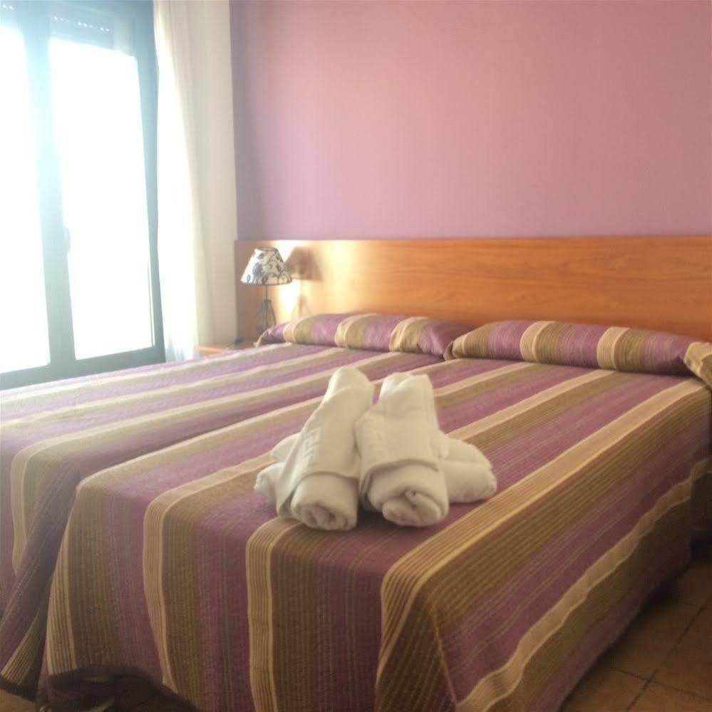Apartamentos Puerta Real 格拉纳达 外观 照片