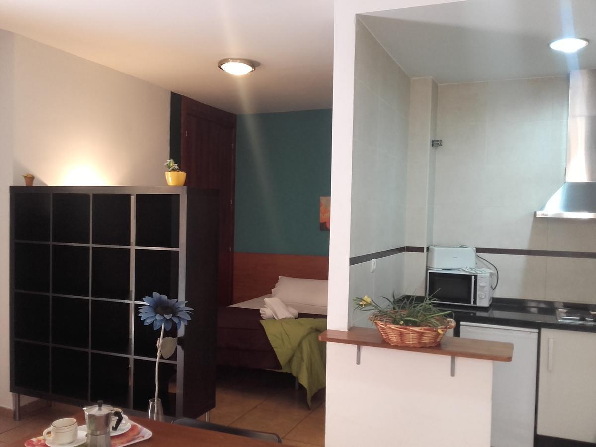 Apartamentos Puerta Real 格拉纳达 外观 照片
