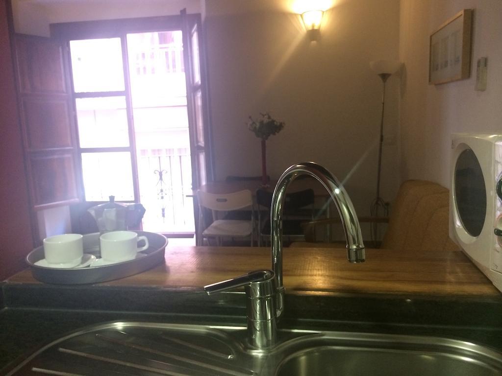 Apartamentos Puerta Real 格拉纳达 外观 照片